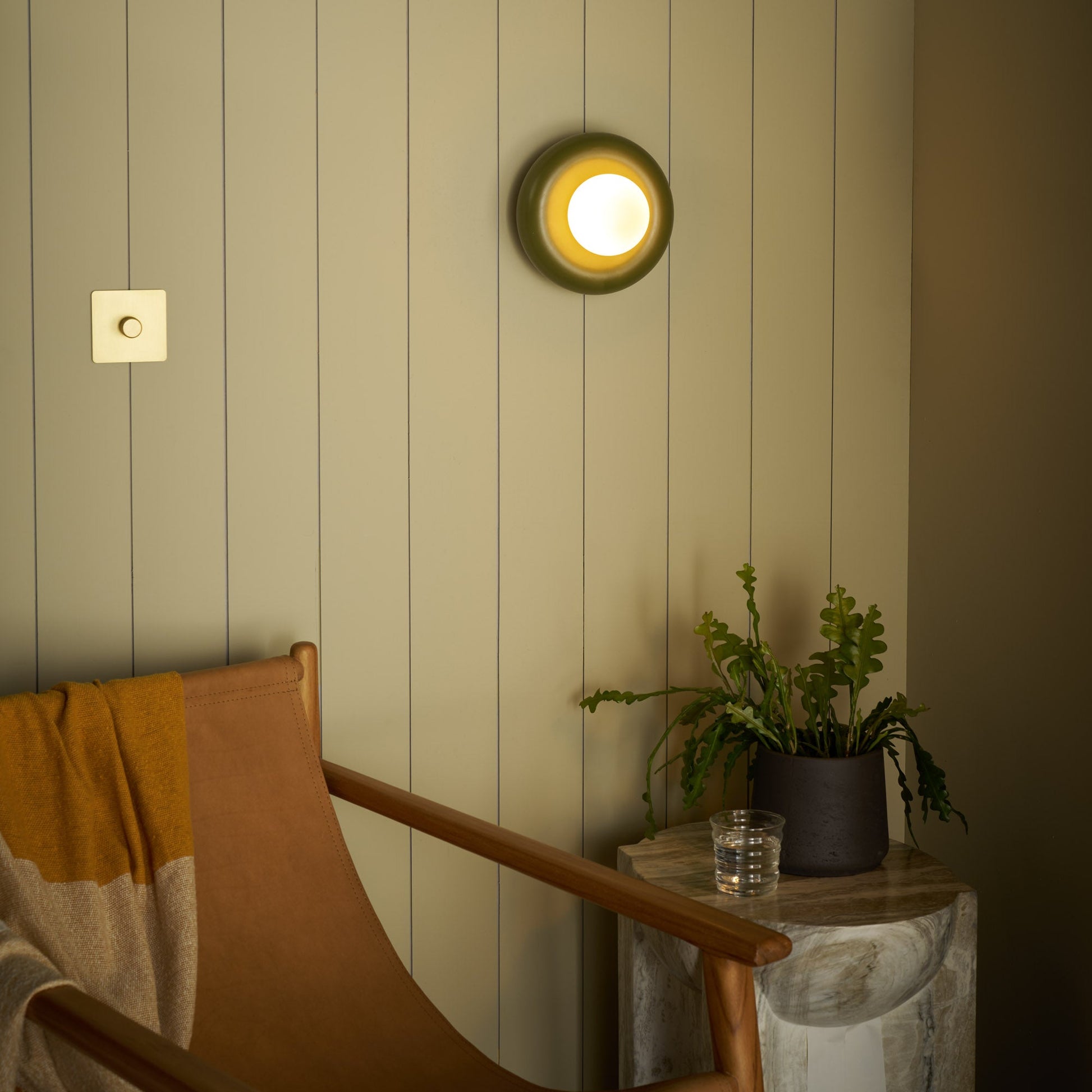 Plank Hardware Lighting NOVI Doughnut Wall Light- Khaki Green