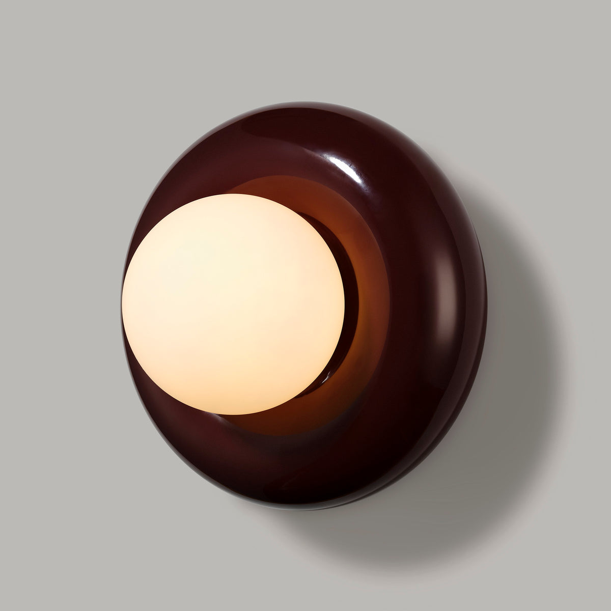 Plank Hardware Lighting NOVI Wall Light - Burgundy