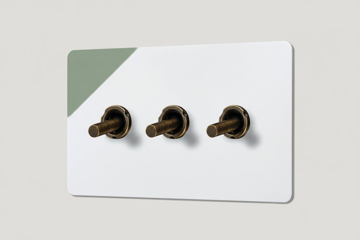 Plank Hardware toggle switches 4 gang 3g