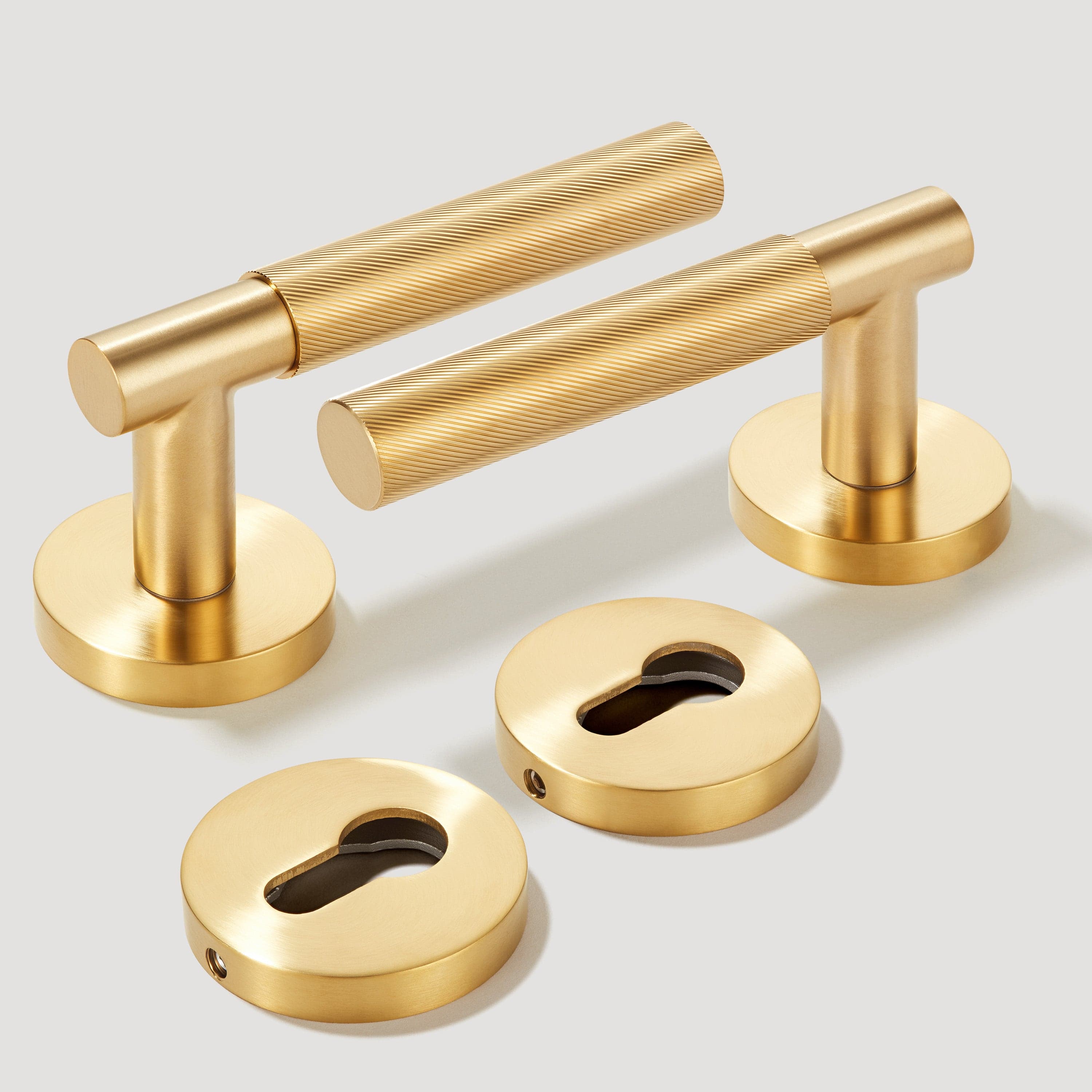 Plank Hardware Door Lever Handles Door Lever Handle with Escutcheon Plate SEARLE Swirled Door Lever Handle - Brass