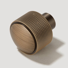 KEPLER Knurled Knob - Antique Brass